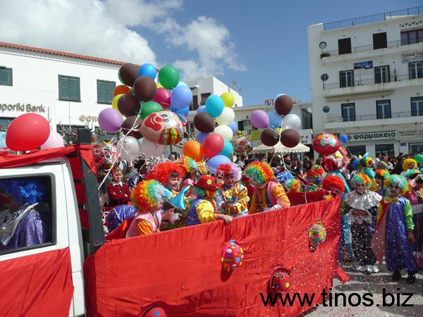 carnivaltinos2008 043