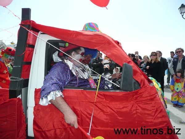 carnivaltinos2008 072