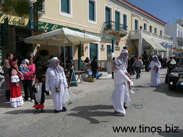 carnivaltinos2008 109