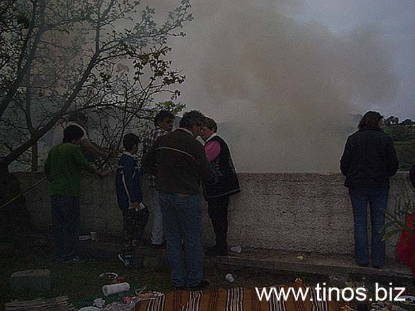 volax2006-075