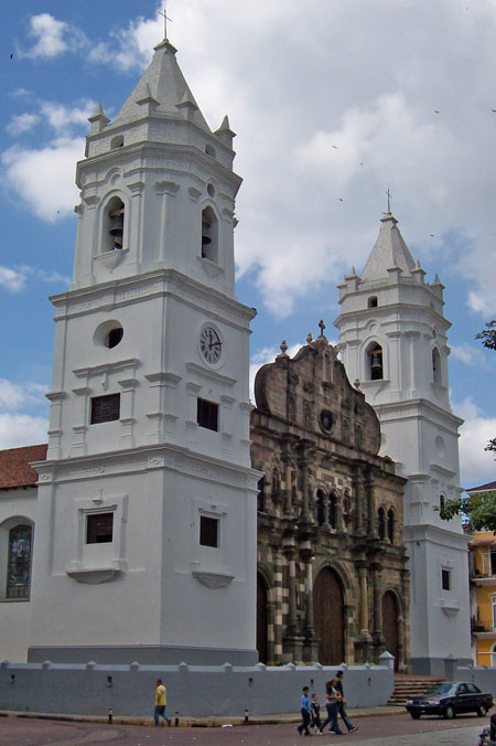 LA CATEDRAL 01
