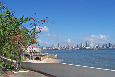 PASEO DE LAS BOVEDAS 02