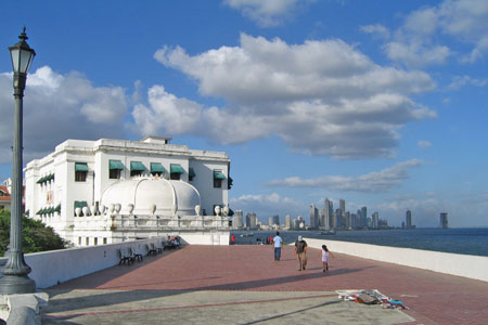 PASEO DE LAS BOVEDAS 03