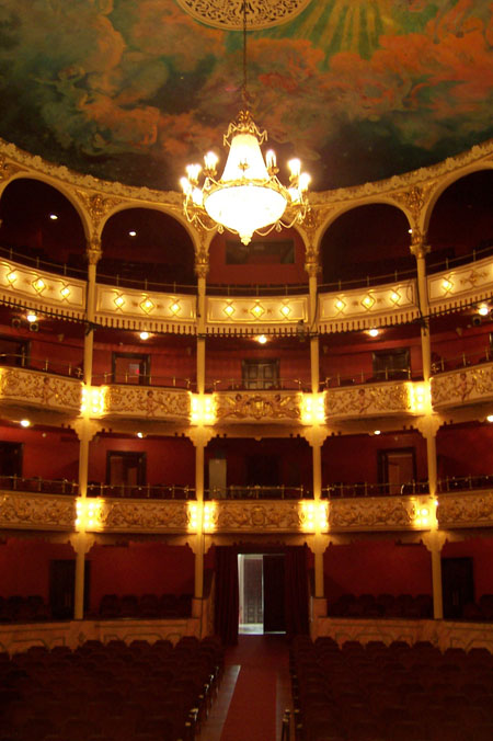 TEATRO NACIONAL 04