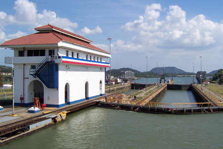 PANAMA CANAL 32
