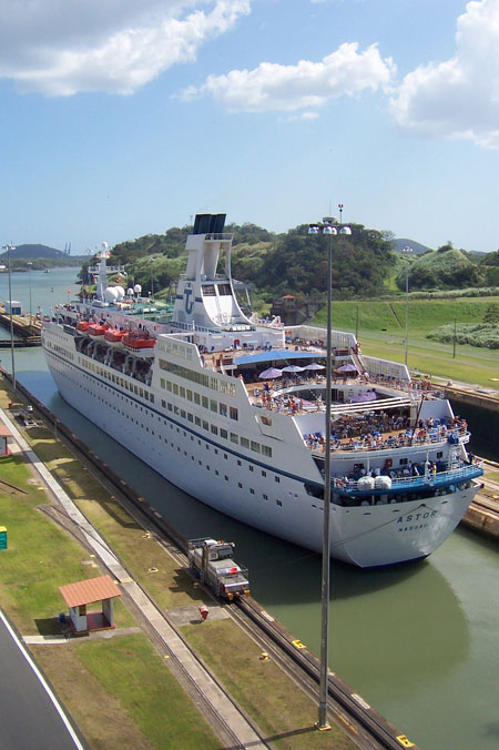 PANAMA CANAL 69
