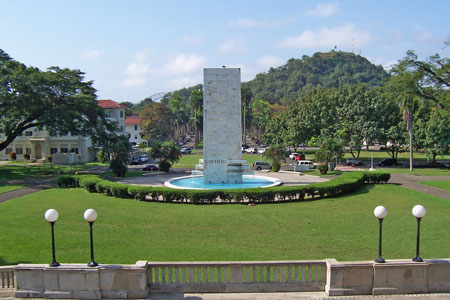 MONUMENTO DEL CANAL 01