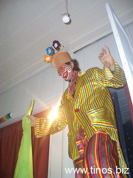 party-052
